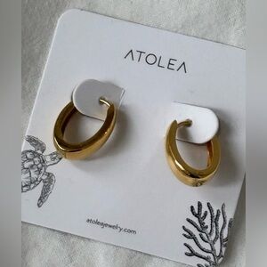 ATOLEA Gold Oval Hoop Earrings